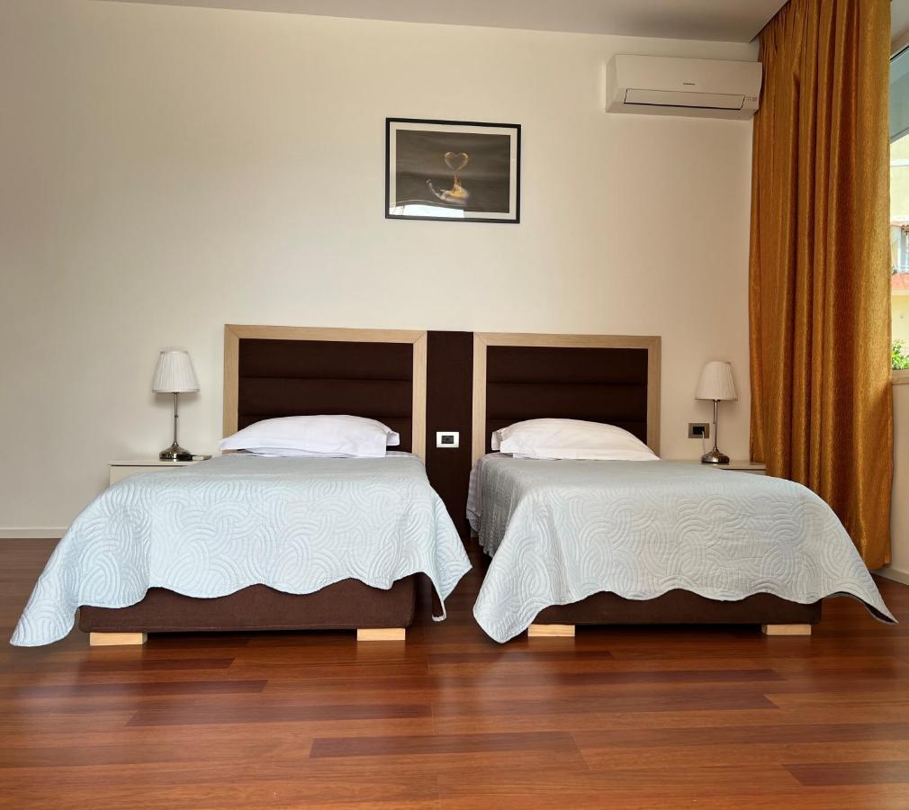 3B Suites Boutique Hotel Sarande Exterior photo