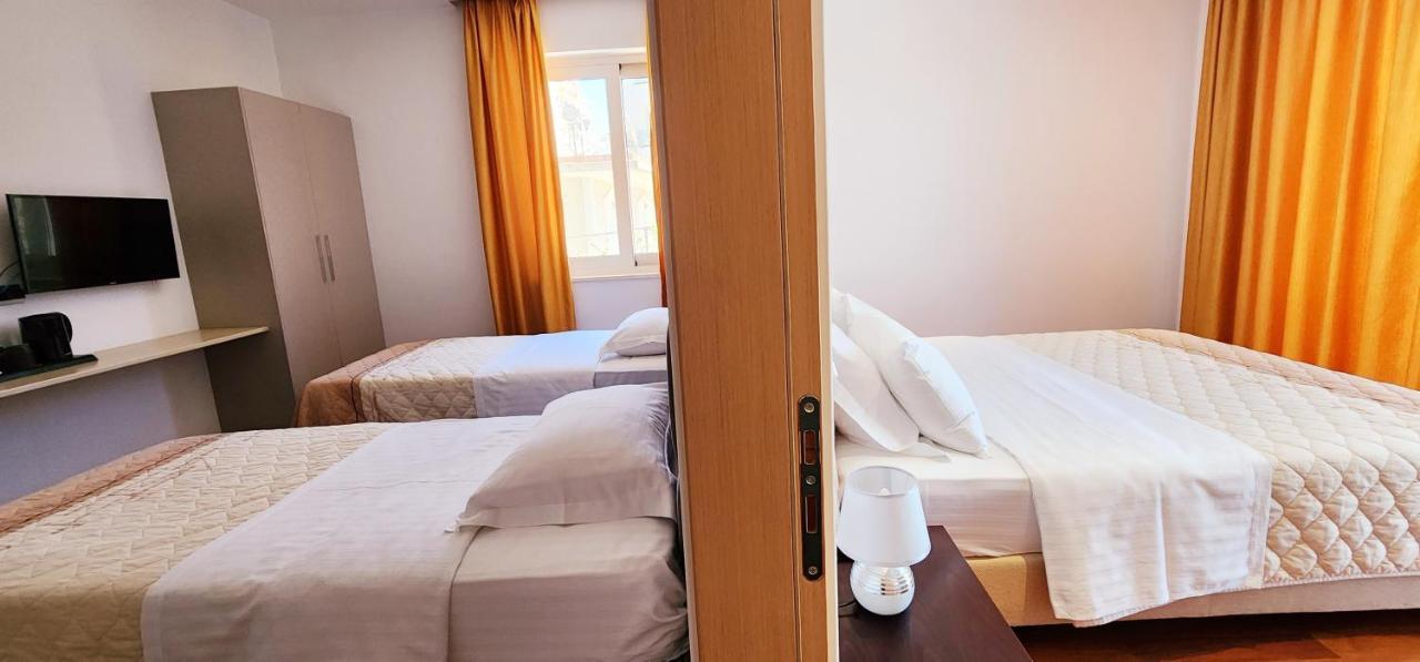 3B Suites Boutique Hotel Sarande Exterior photo