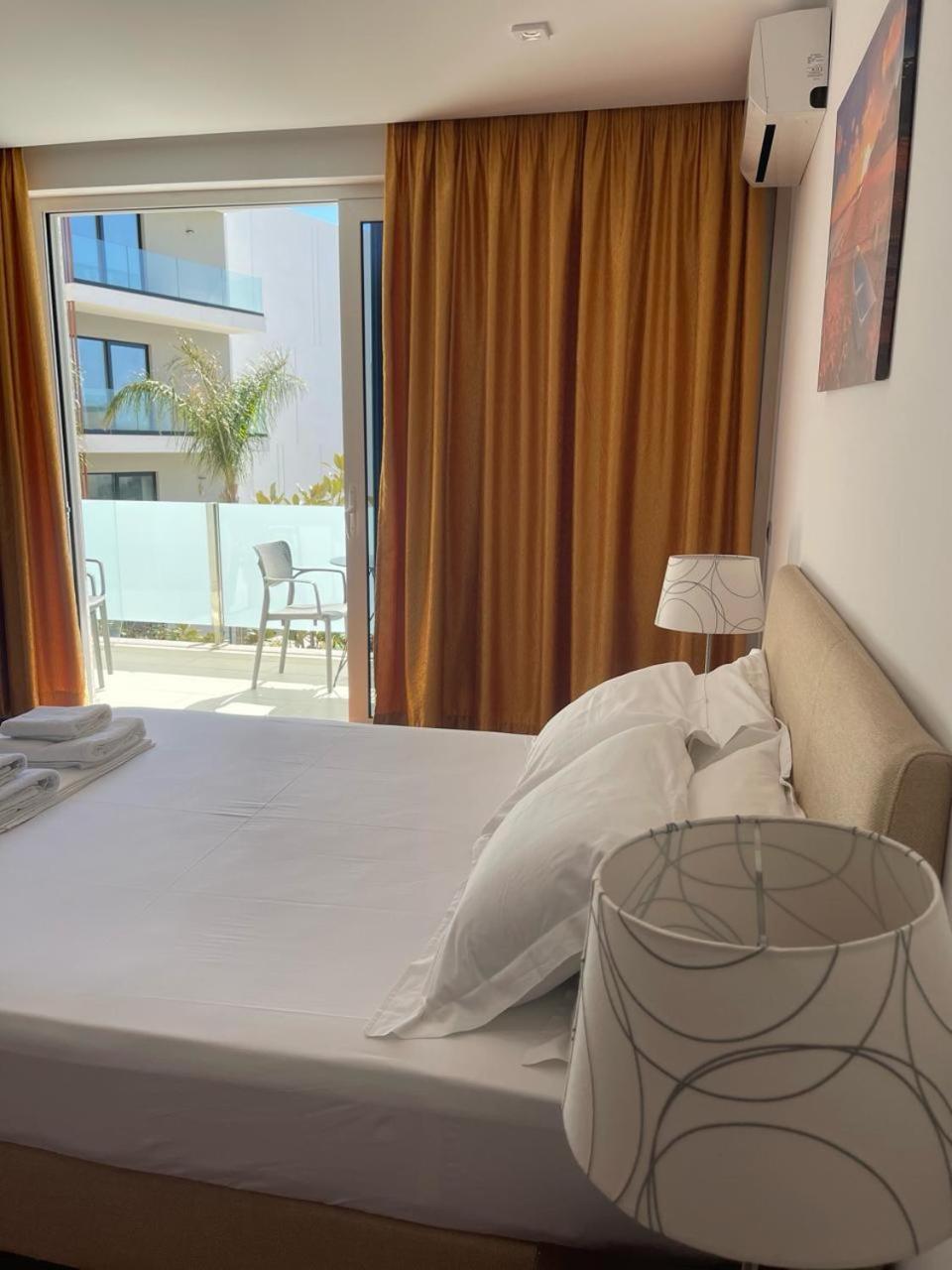 3B Suites Boutique Hotel Sarande Exterior photo